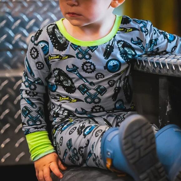 Rad Rascals Speedshop 2 Piece Jammies Set 5T - Picture 9 of 9
